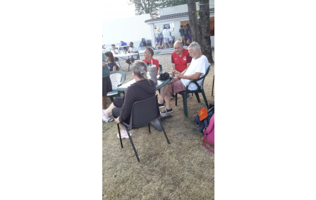 Il Est Ici ....... ( Presse )